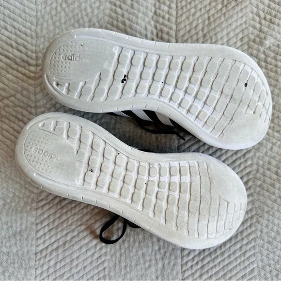 ADIDAS Shoes - Picture 3 of 4